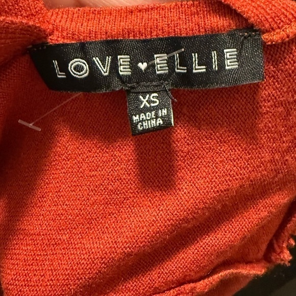 Love Ellie Burnt Orange V Neck Sweater XS - Picture 8 of 11